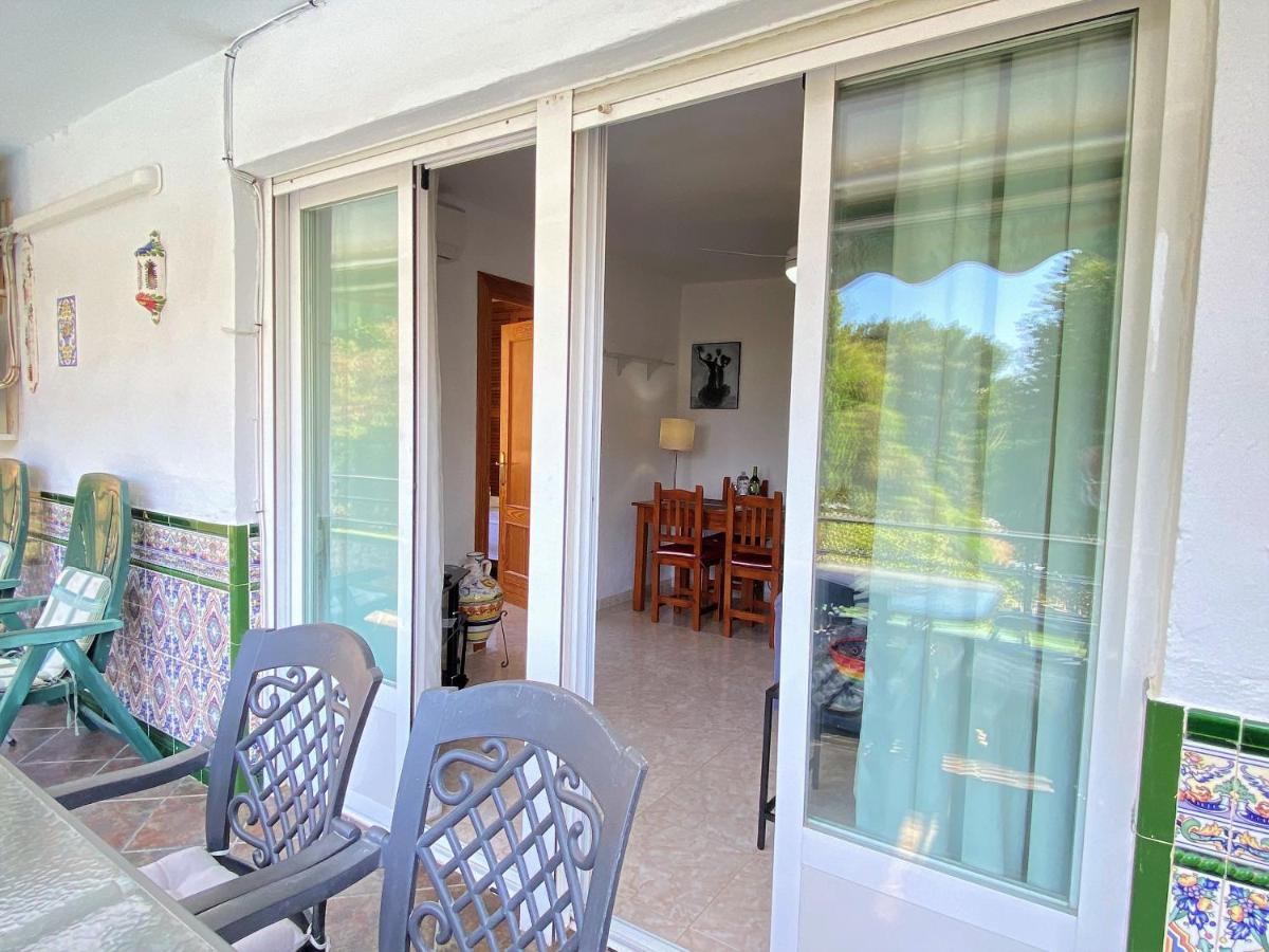 Bahamas 24 Burriana Casasol Nerja Exterior foto